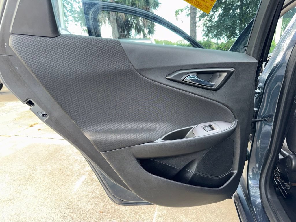 Used 2019 Chevrolet Malibu LS FWD image 24