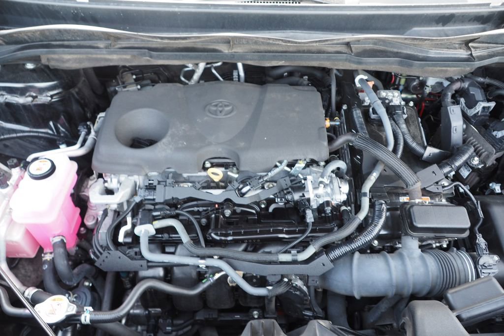 Used 2023 Toyota Sienna Platinum image 12