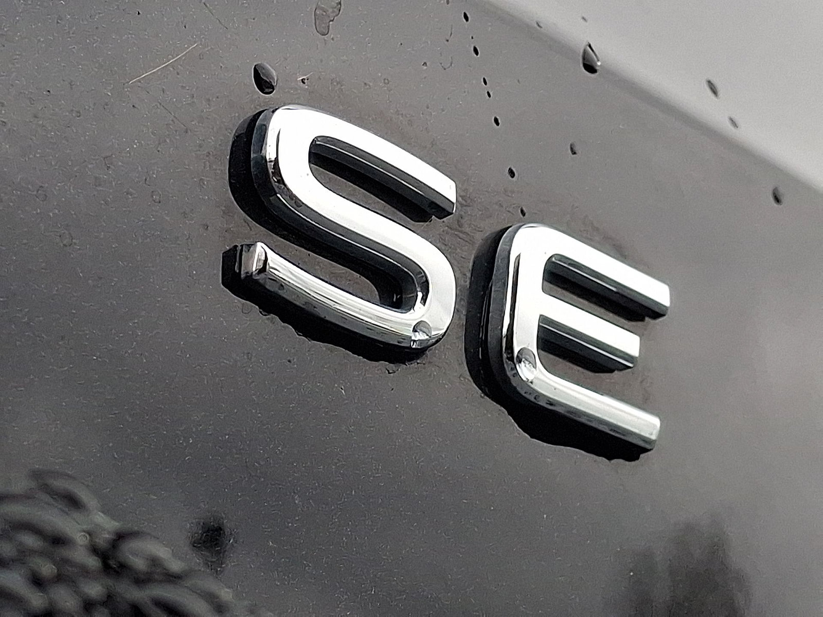 Used 2025 Volkswagen Taos SE FWD image 24