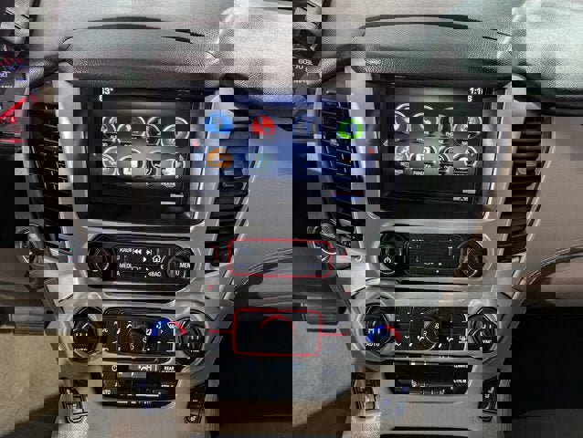 Used 2015 GMC Yukon XL SLT image 42