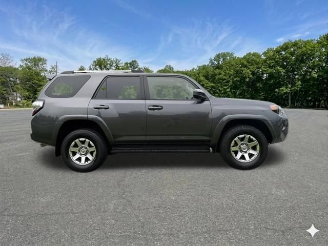 Used 2016 Toyota 4Runner Trail AWD/4WD image 10