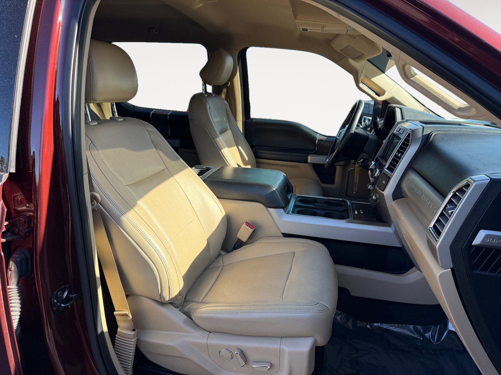 Used 2017 Ford F250 Lariat w/ Lariat Value Package image 19