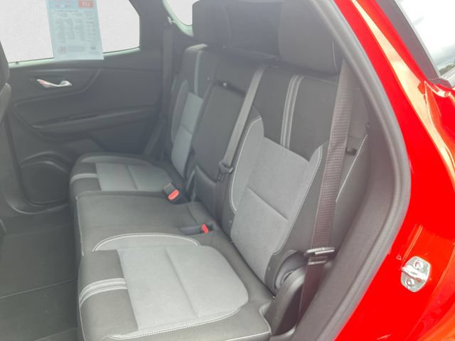 Used 2025 Chevrolet Blazer LT AWD/4WD image 13