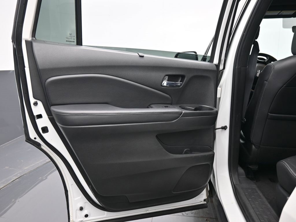 Certified 2021 Honda Passport Elite image 35