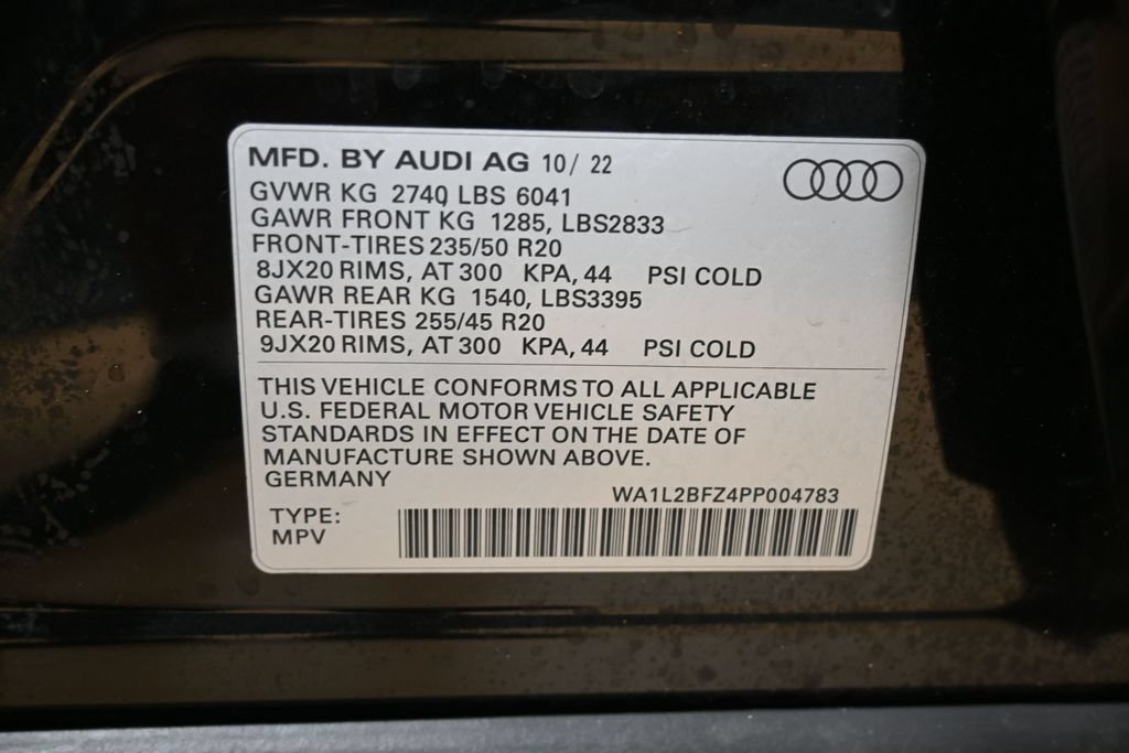 Used 2023 Audi Q4 e-tron Premium Plus AWD/4WD image 41