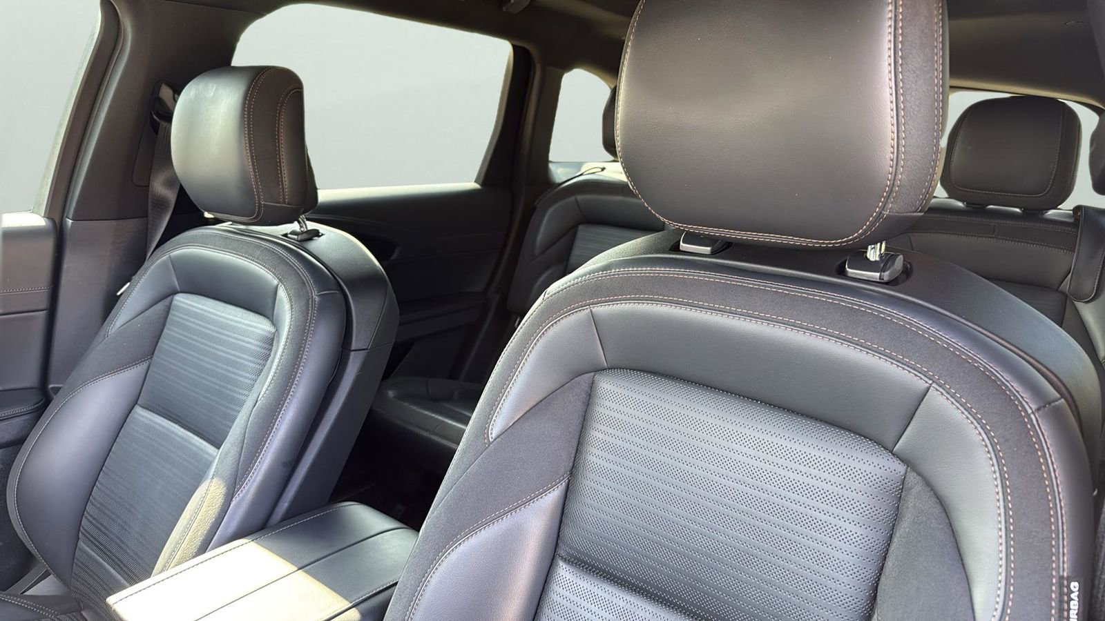 Certified 2024 Lincoln Nautilus Reserve w/ Equipment Group 202A image 10