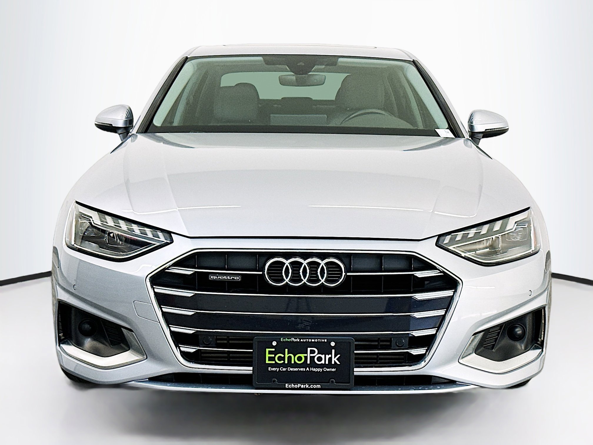 Used 2023 Audi A4 2.0T Premium w/ Convenience Package image 2