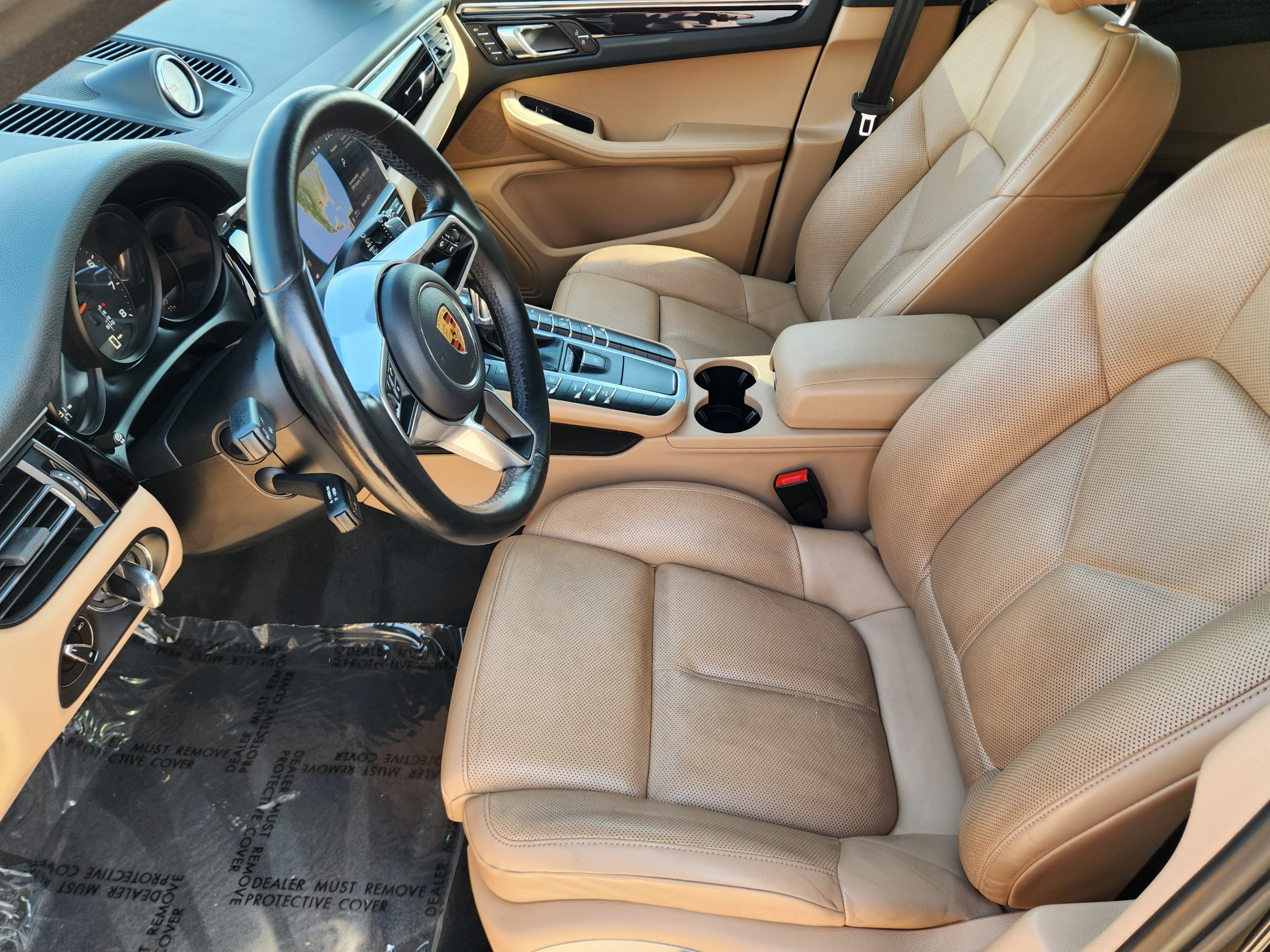 Used 2020 Porsche Macan AWD/4WD image 7