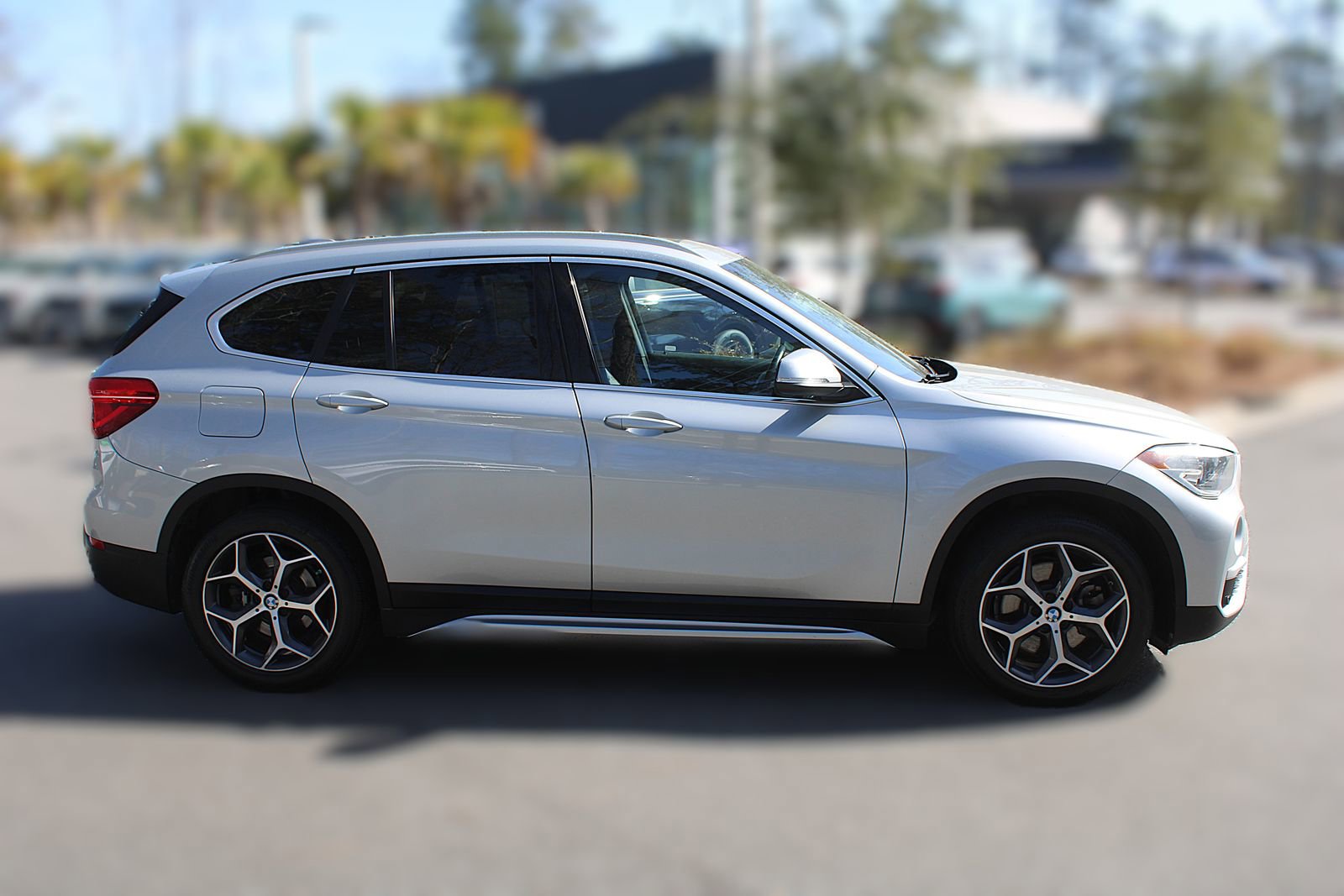 Used 2019 BMW X1 xDrive28i w/ Convenience Package image 14
