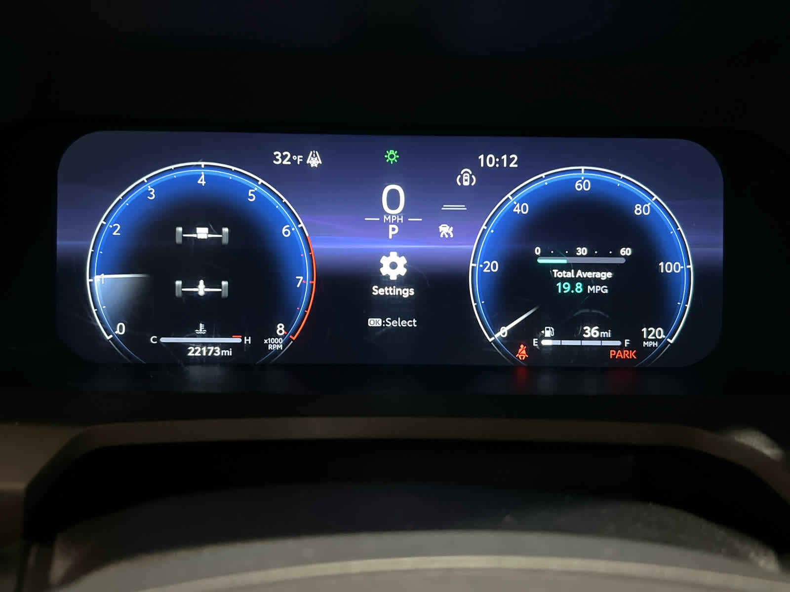 Used 2024 Toyota Tacoma Limited w/ Limited Package (LT) image 23