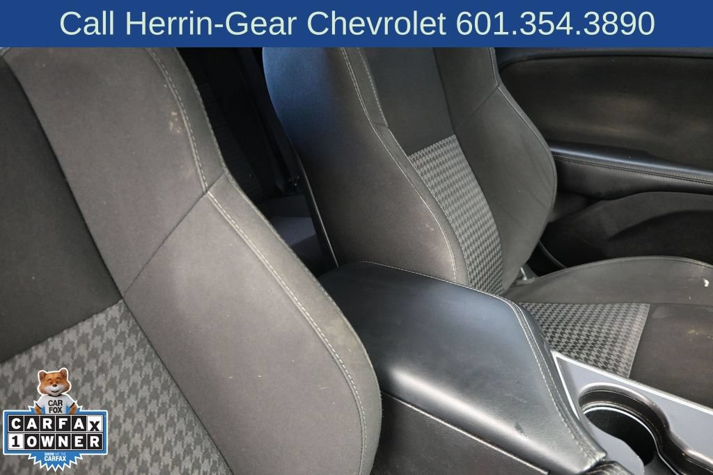 Used 2022 Dodge Challenger GT w/ Driver Convenience Group RWD image 25