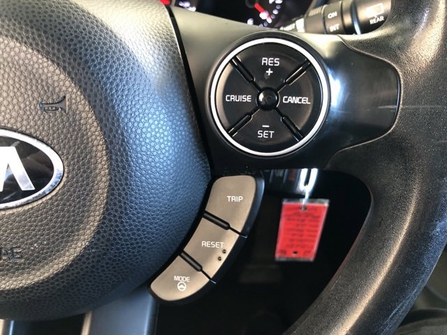 Used 2016 Kia Soul + image 25