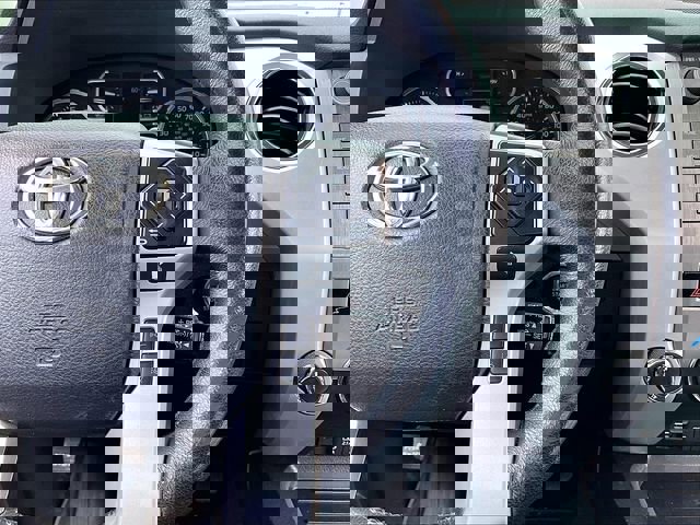 Used 2021 Toyota Tundra Platinum AWD/4WD image 24