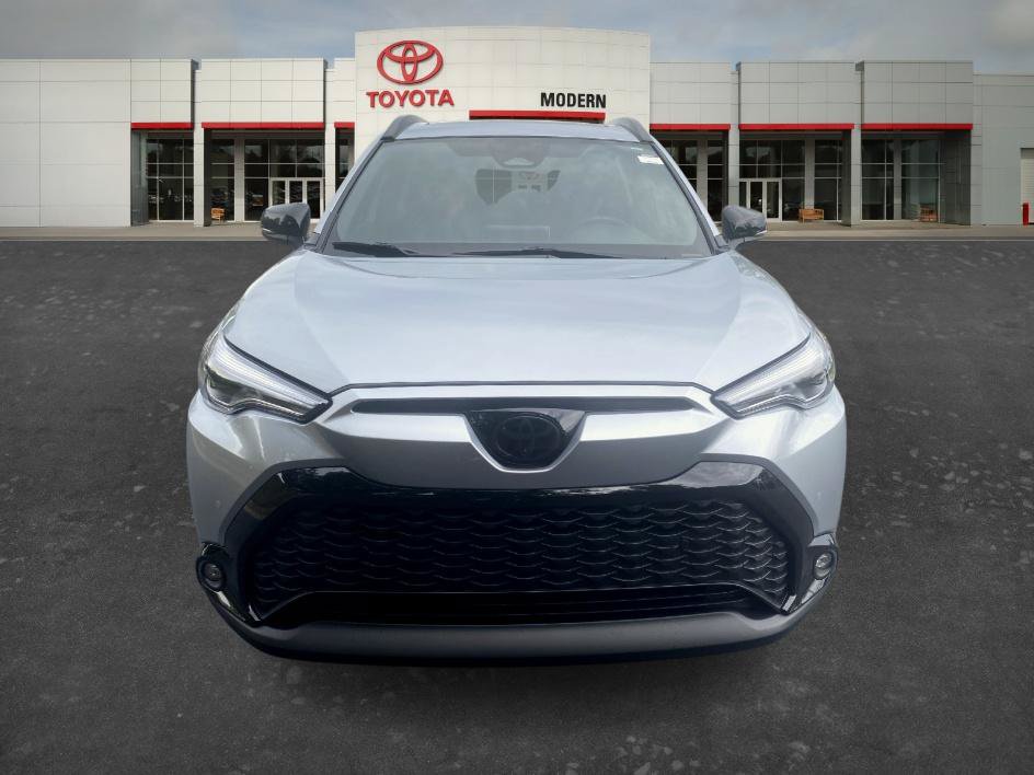 Certified 2025 Toyota Corolla Cross AWD Hybrid w/ Convenience Package image 2