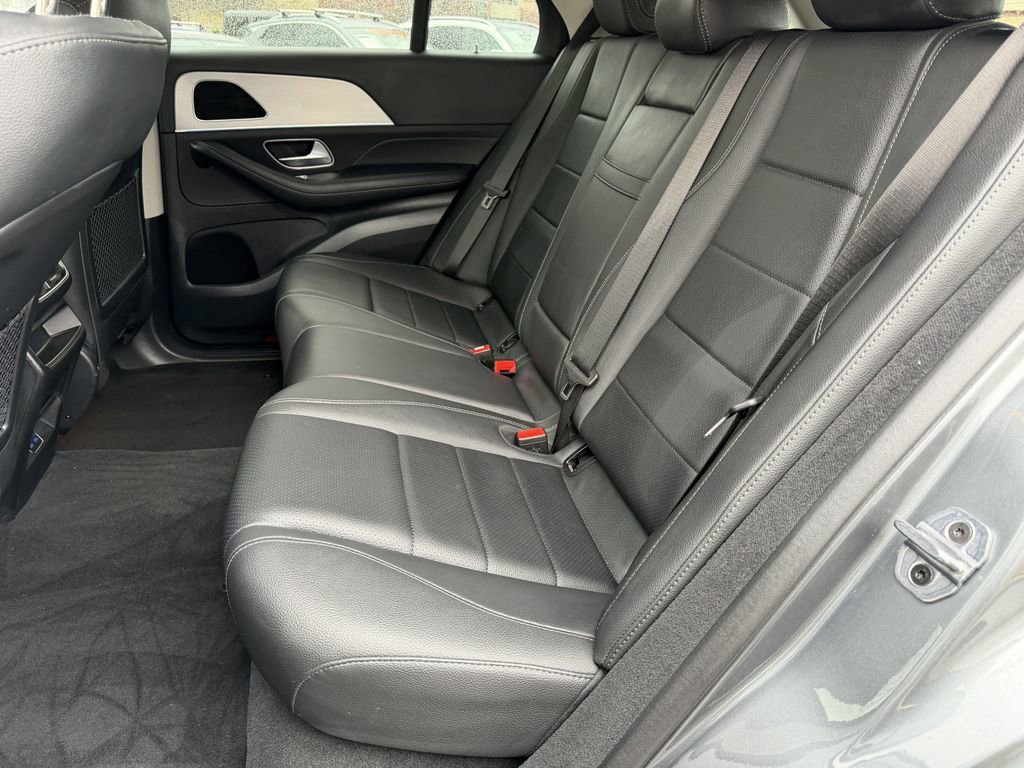 Certified 2025 Mercedes-Benz GLE 450e 4MATIC image 34
