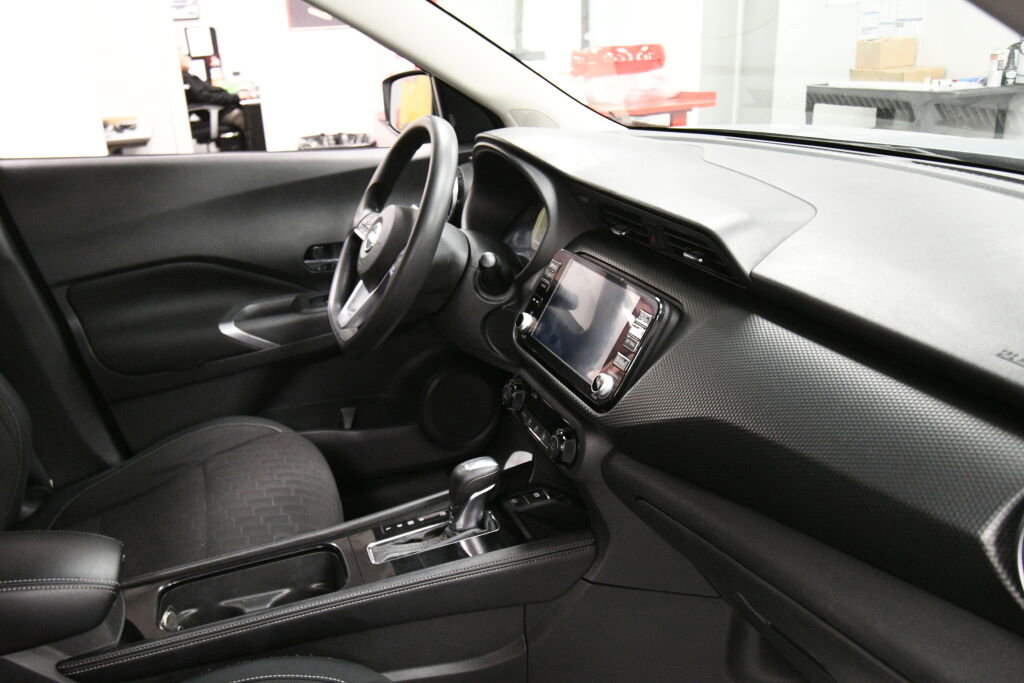 Used 2022 Nissan Kicks SV image 28