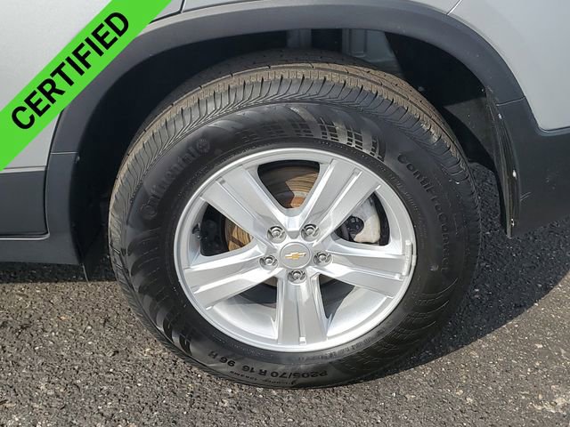 Used 2022 Chevrolet Trax LT w/ LT Convenience Package image 32
