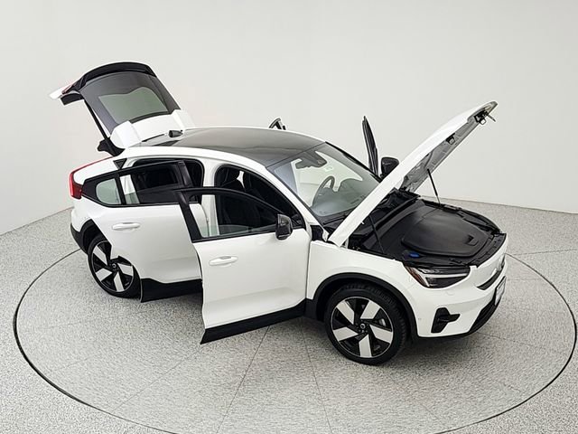 Used 2023 Volvo C40 P8 Recharge Ultimate w/ Protection Package Premier AWD/4WD image 39