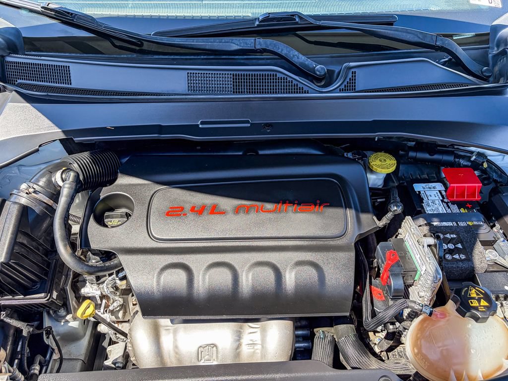 Used 2022 Jeep Compass Latitude AWD/4WD image 55