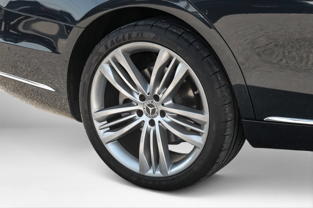Used 2019 Mercedes-Benz S 560 Sedan image 60