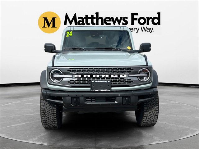 Used 2024 Ford Bronco Badlands image 8