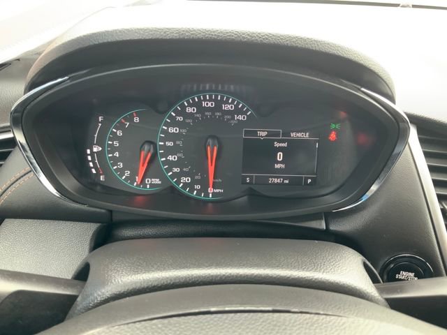 Used 2022 Chevrolet Trax LT w/ LT Convenience Package image 21