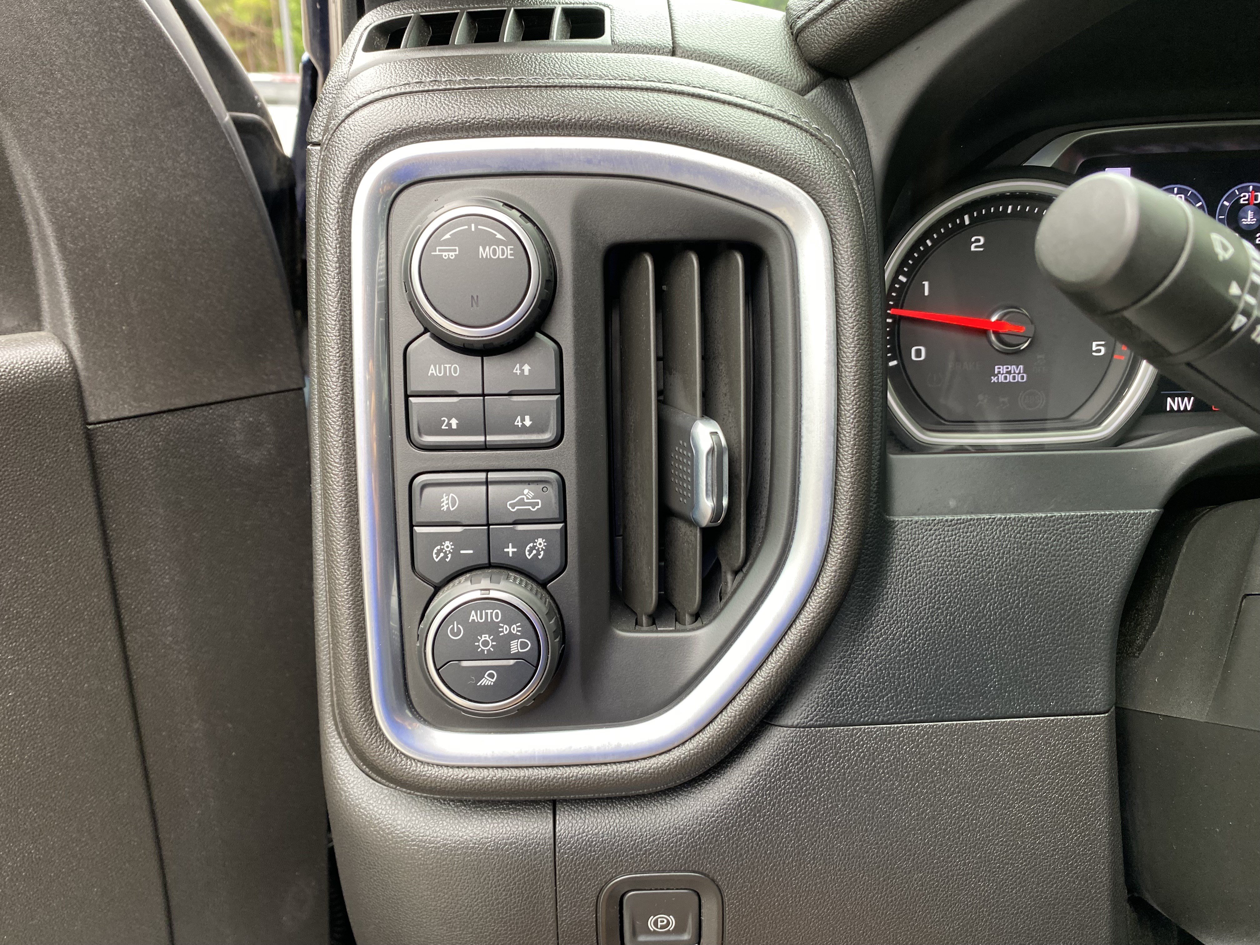 Used 2022 Chevrolet Silverado 2500 High Country AWD/4WD image 18