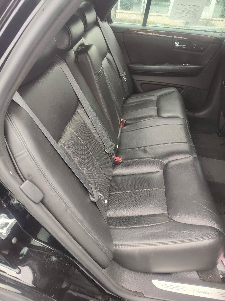 Used 2007 Cadillac DTS Performance FWD image 17