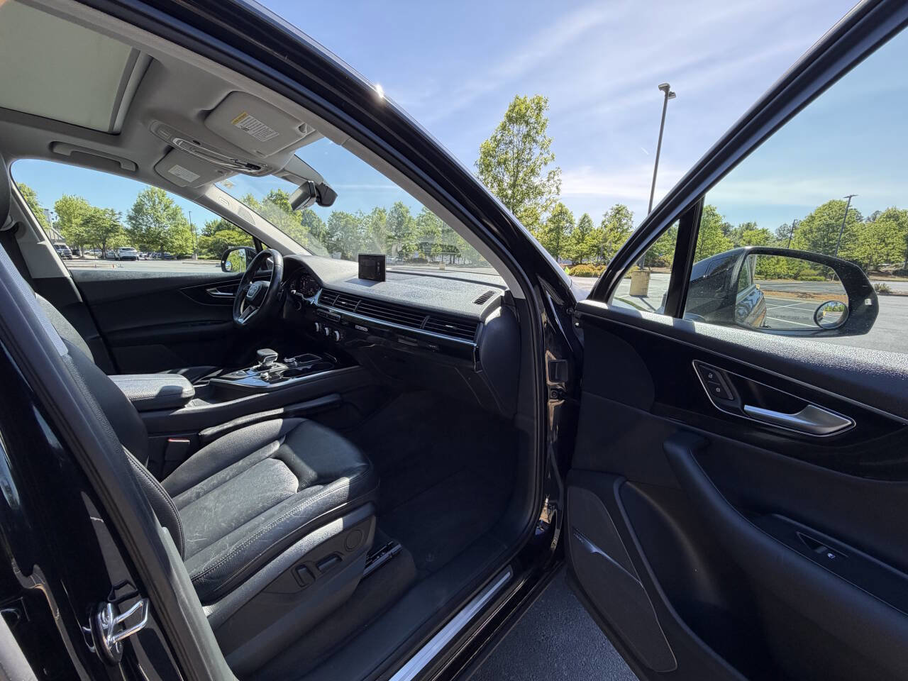 Used 2018 Audi Q7 3.0T Premium Plus w/ Premium Plus Package AWD/4WD image 19