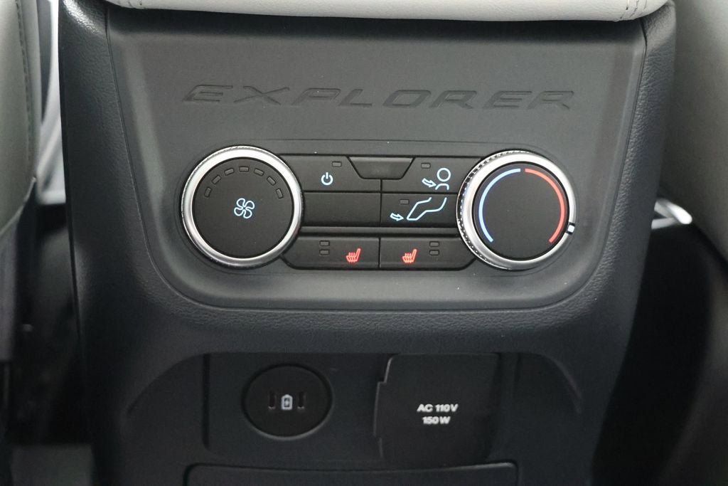 Used 2026 Ford Explorer Platinum w/ LUX Leather Package image 13