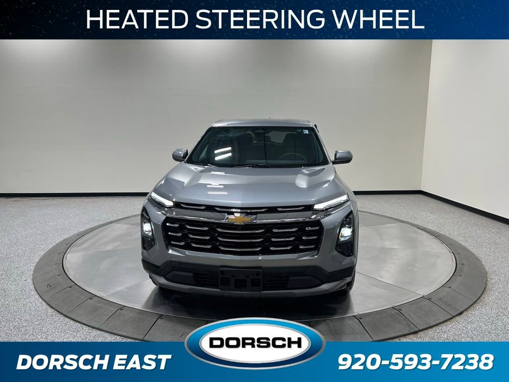 Used 2025 Chevrolet Equinox LT AWD/4WD image 3
