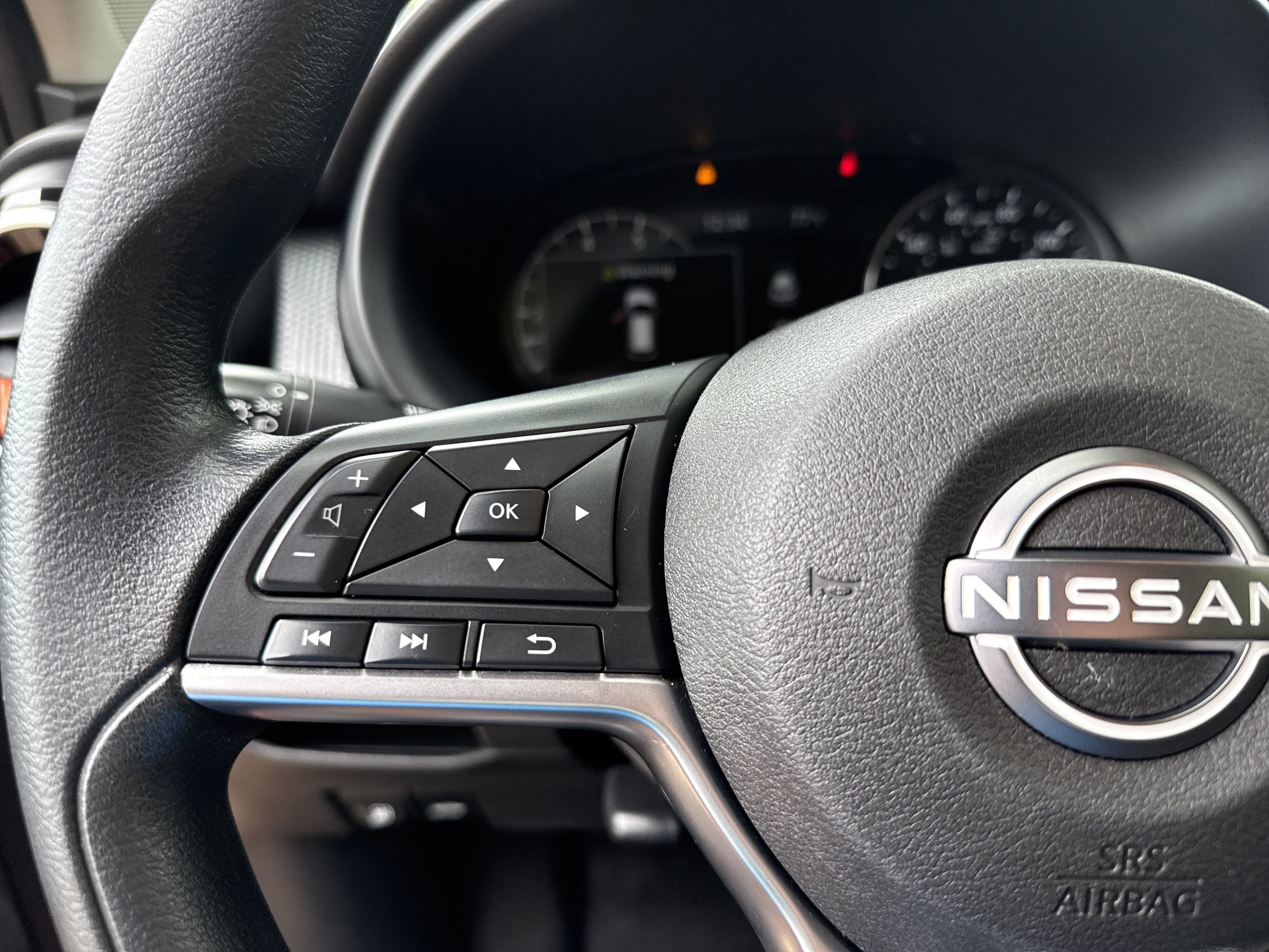 Used 2023 Nissan Kicks SV FWD image 24