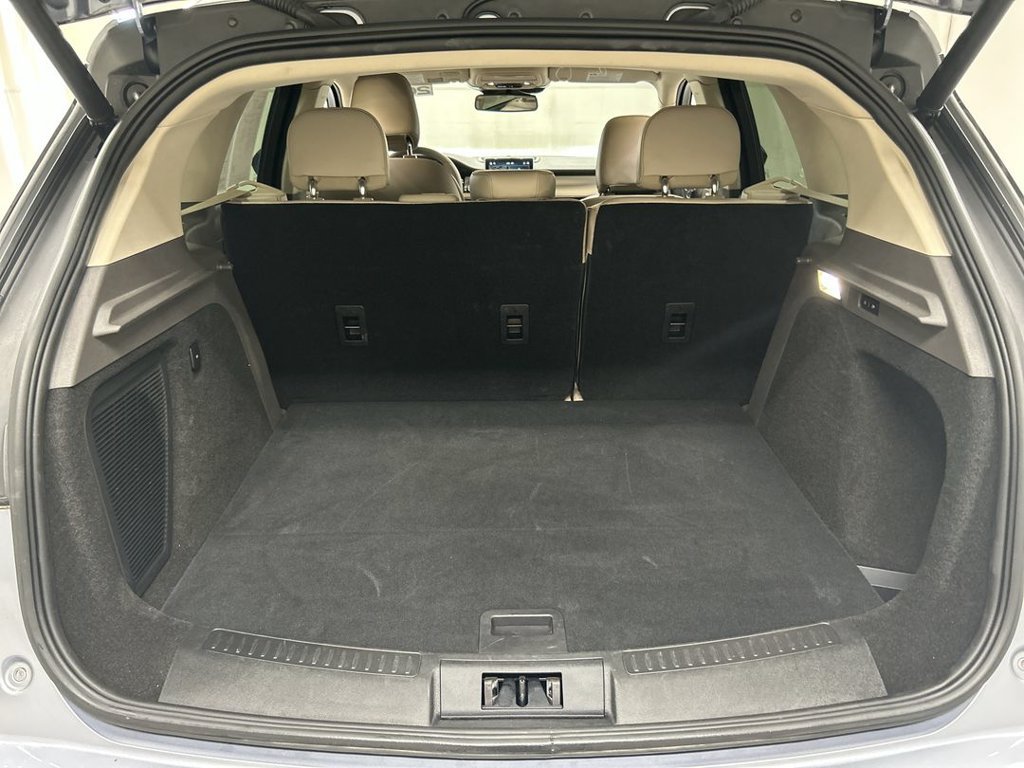 Used 2022 Lincoln Corsair AWD w/ Equipment Group 101A image 22