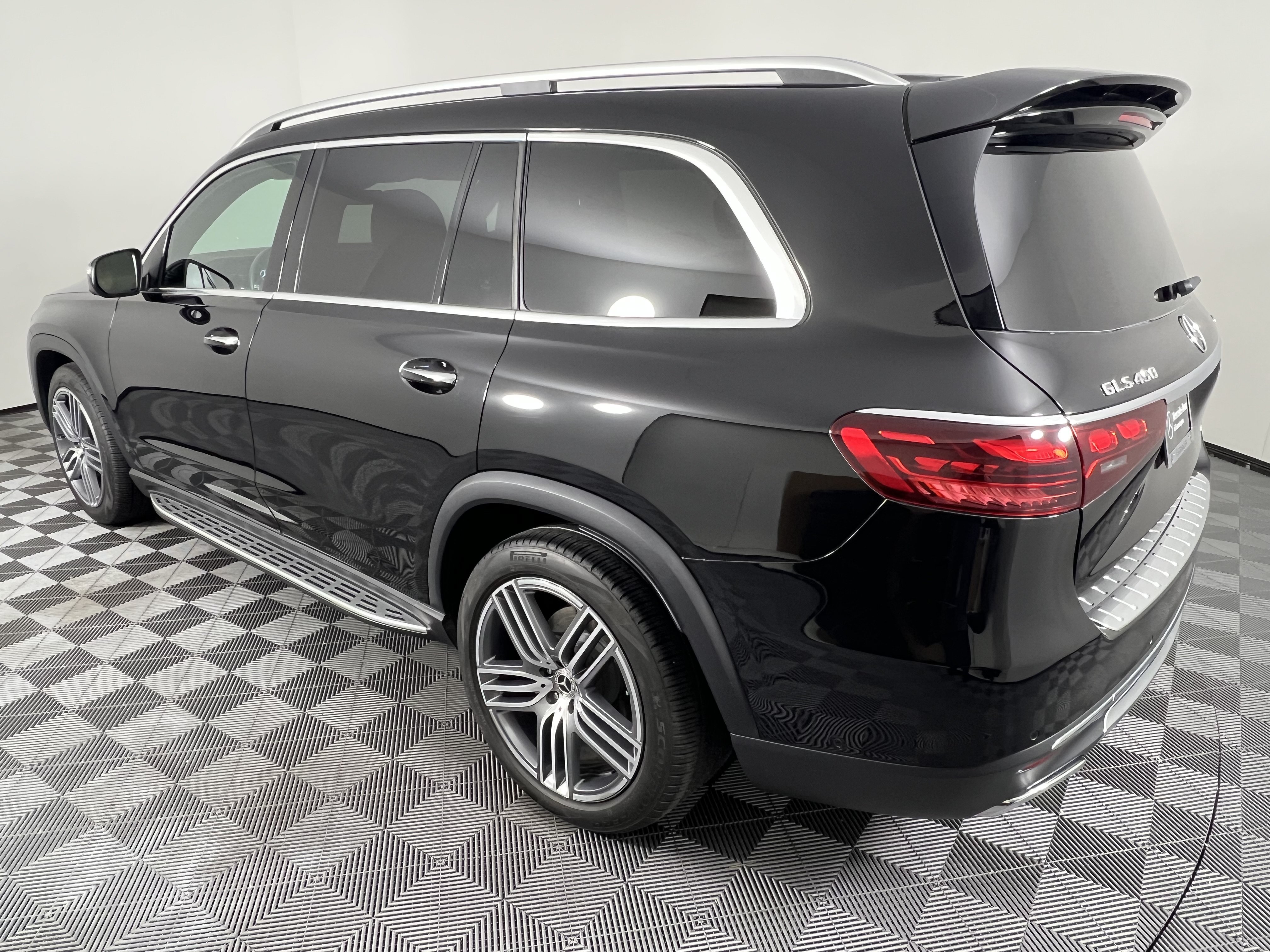 Certified 2024 Mercedes-Benz GLS 450 4MATIC image 9