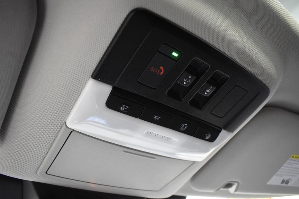 Certified 2024 Nissan Pathfinder Platinum image 27