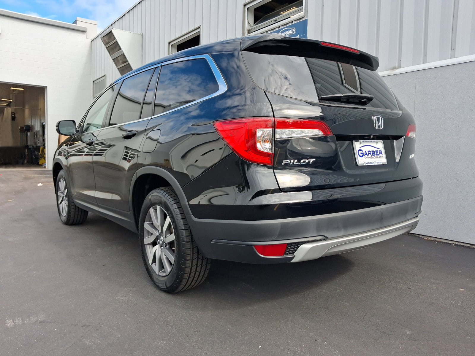 Used 2019 Honda Pilot EX-L image 3