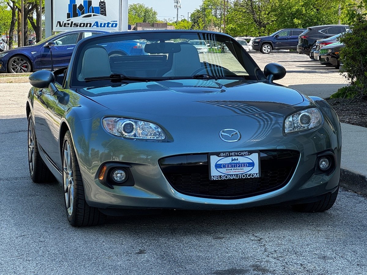 Used 2011 MAZDA MX-5 Miata Grand Touring RWD image 2
