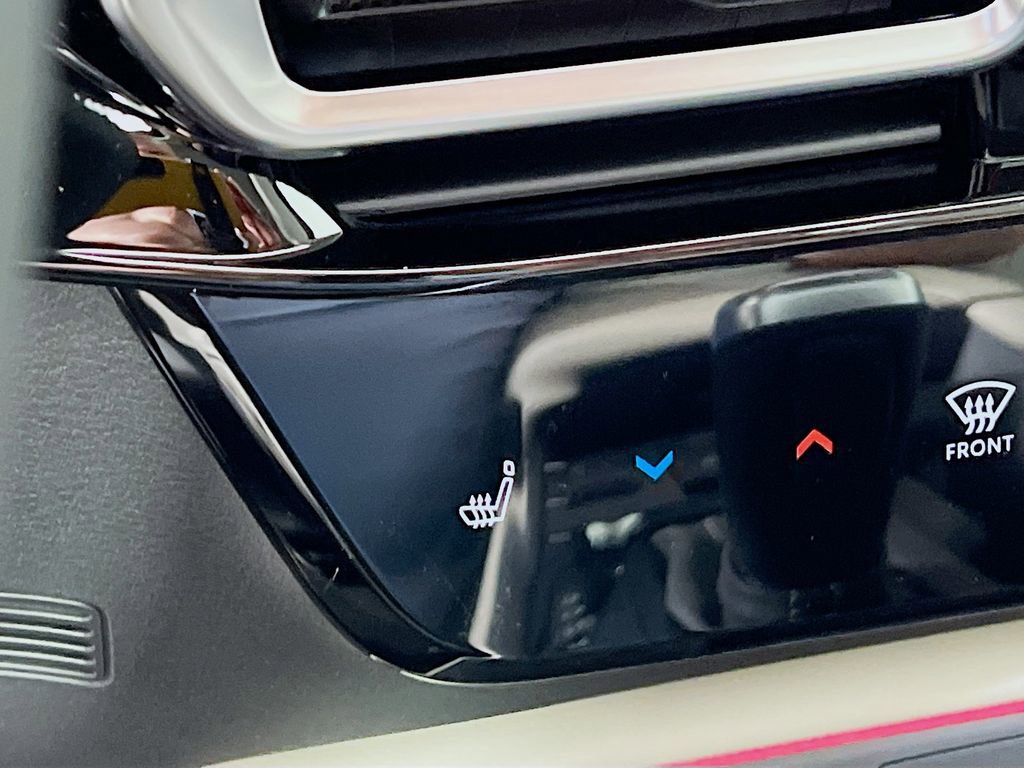 New 2026 Nissan Sentra SL FWD image 19
