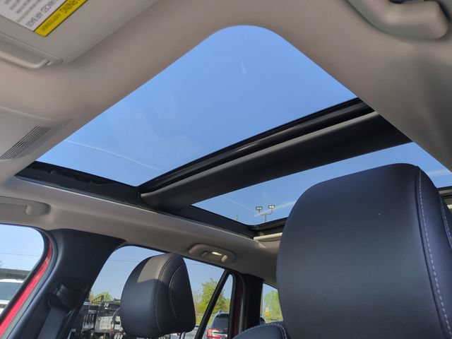 Used 2025 MAZDA CX-50 AWD 2.5 S w/ Weather Package image 22
