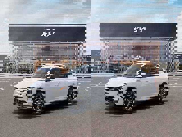 New 2026 Kia K4 LXS image 3