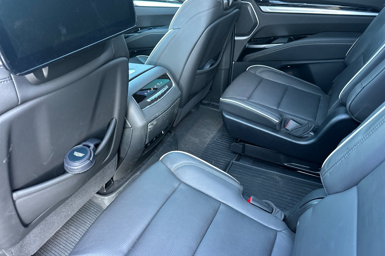Certified 2026 Cadillac Escalade Sport w/ Touring Package AWD/4WD image 14