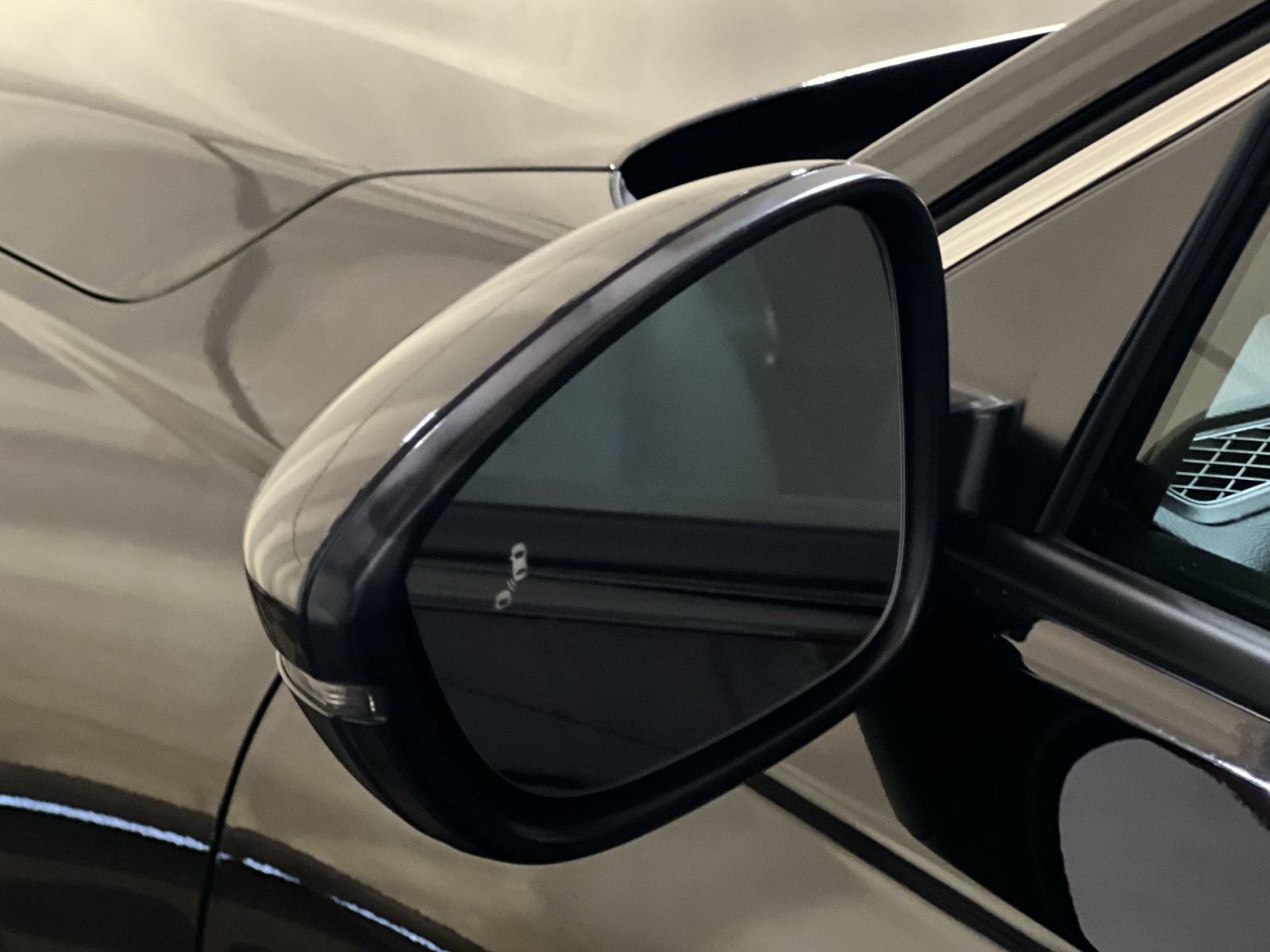 Used 2025 Honda Accord Touring image 15