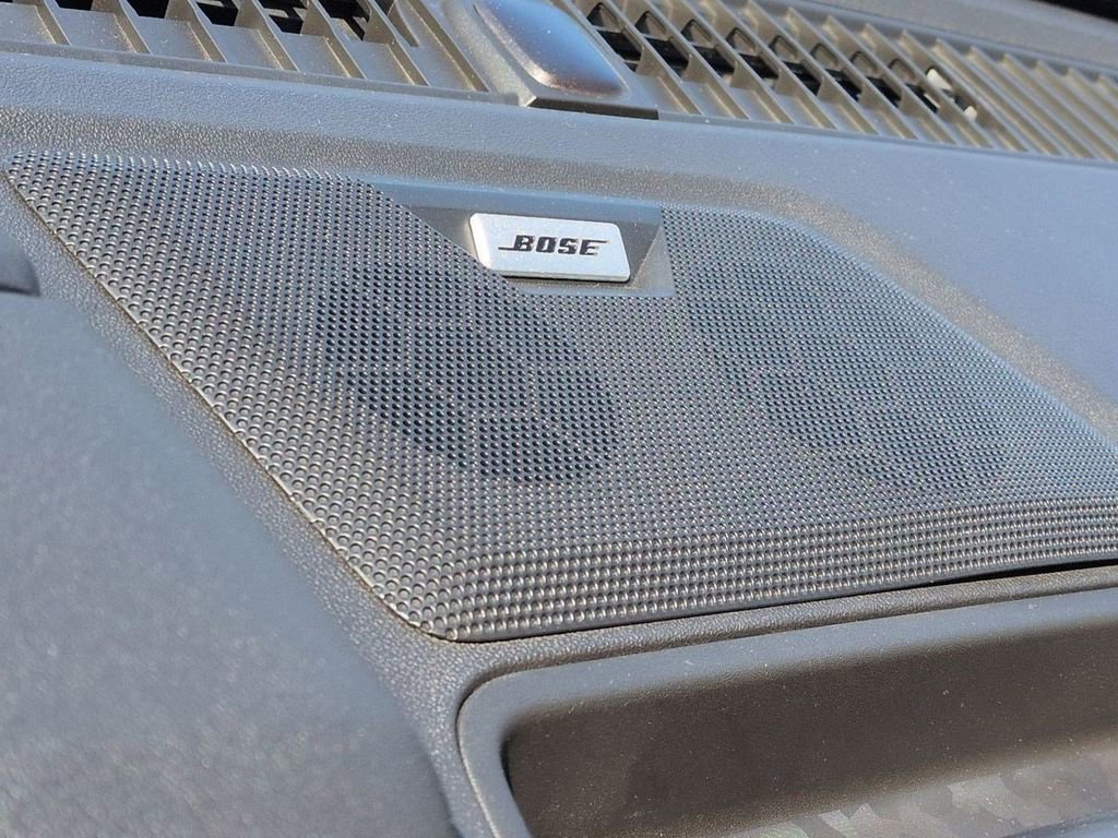 Used 2025 Chevrolet Colorado ZR2 w/ ZR2 Bison Edition image 11