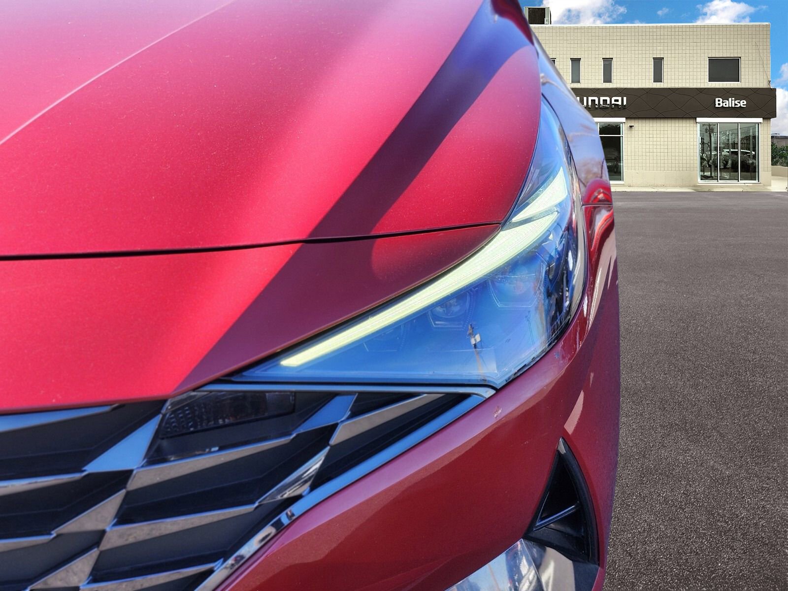 Certified 2023 Hyundai Elantra Limited w/ Cargo Package image 9