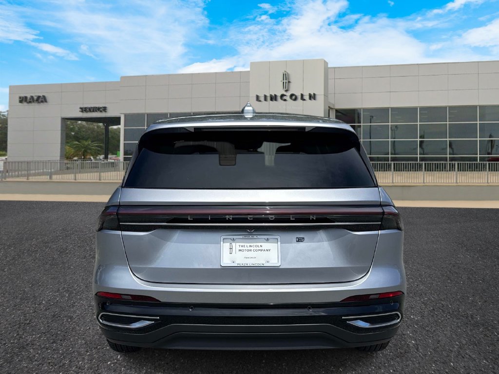 New 2026 Lincoln Nautilus Premier AWD/4WD image 4
