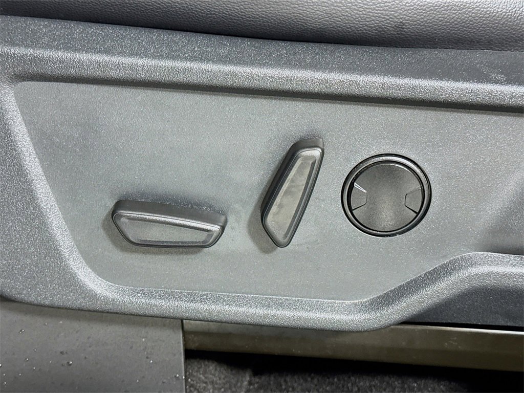 Used 2025 Ford Bronco Outer Banks image 15