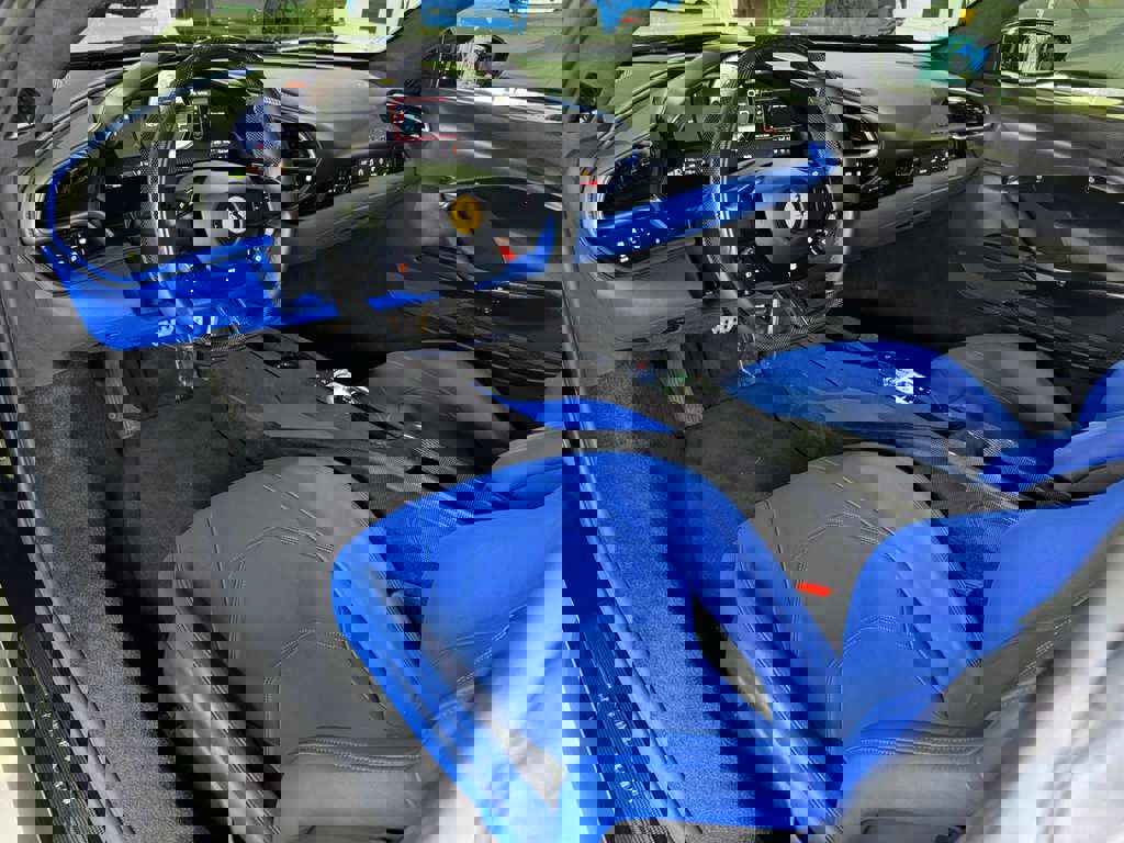 Used 2023 Ferrari 296 GTB image 9