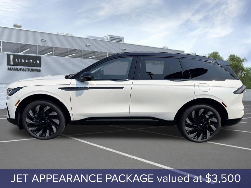 New 2026 Lincoln Nautilus Reserve AWD/4WD image 4