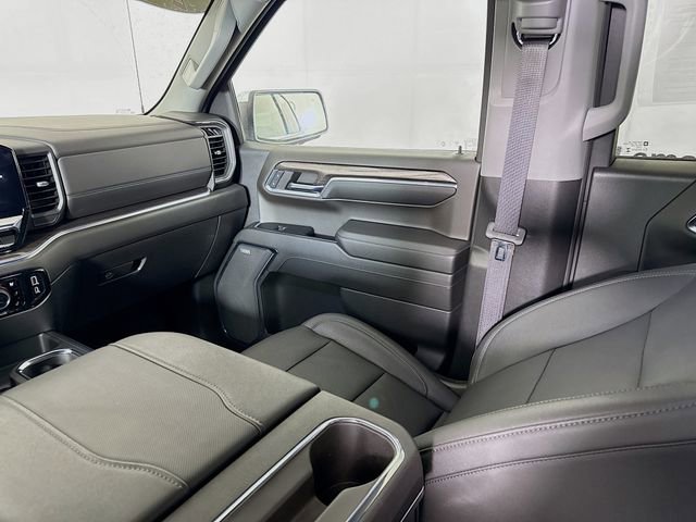 Used 2024 Chevrolet Silverado 1500 LTZ image 26