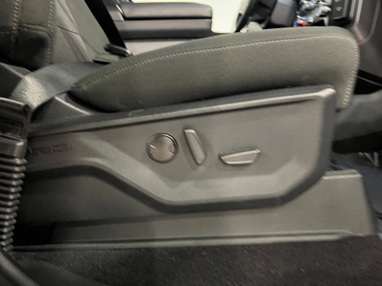 Used 2024 Ford F150 XLT w/ Equipment Group 302A MID image 37